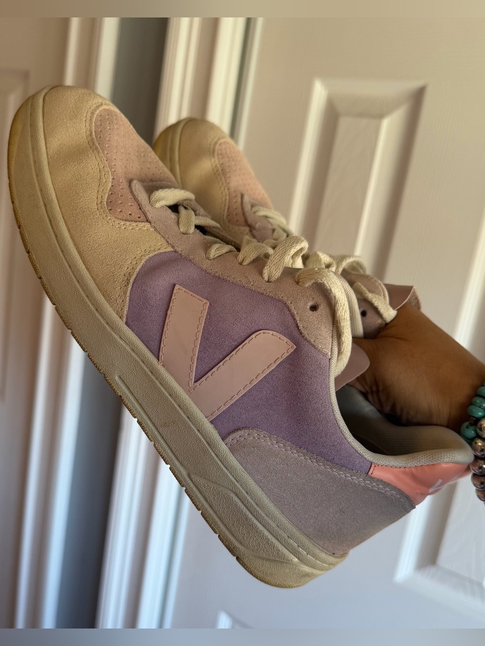 Veja V-10 Women’s Pink and Purple Sneakers
Size: 8.5 - Picture 9 of 12